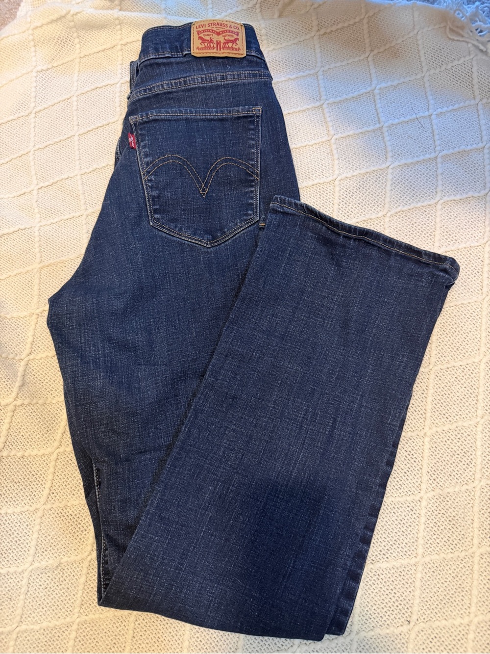 Levi's Women's Dark Blue Boot-Cut Jeans 31